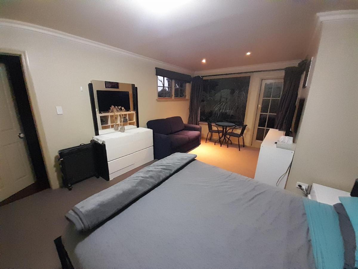 Appartement Georges Bnb Nature And Lifestyle Retreat à New Plymouth Extérieur photo