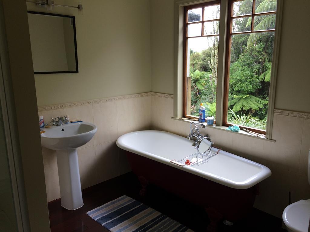 Appartement Georges Bnb Nature And Lifestyle Retreat à New Plymouth Extérieur photo